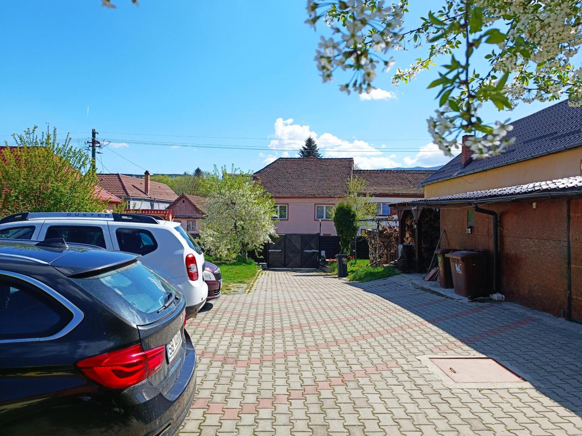 Апартаменти Casa Bunicilor Cisnadie Екстер'єр фото